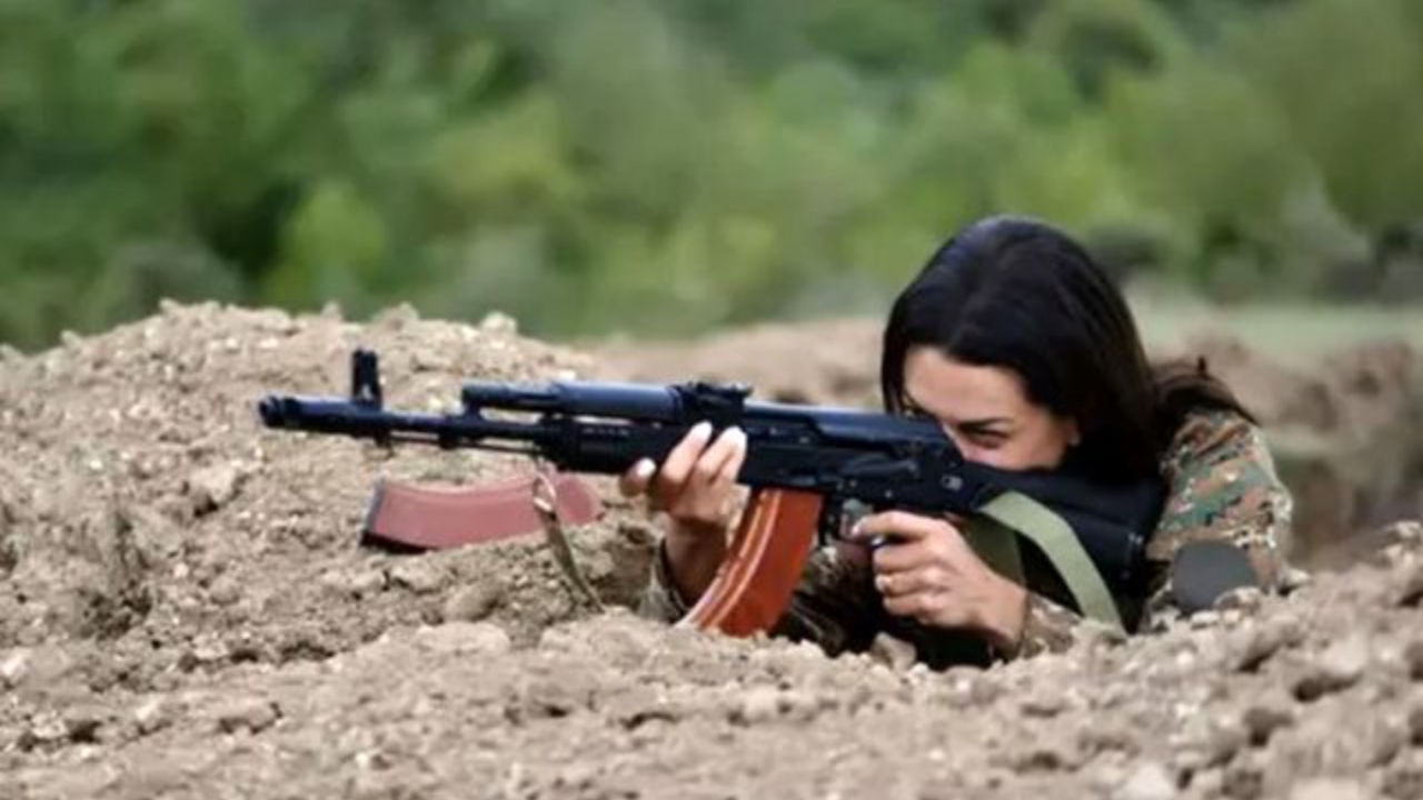 Ermenistan'dan kadınları cepheye sürme kararı!