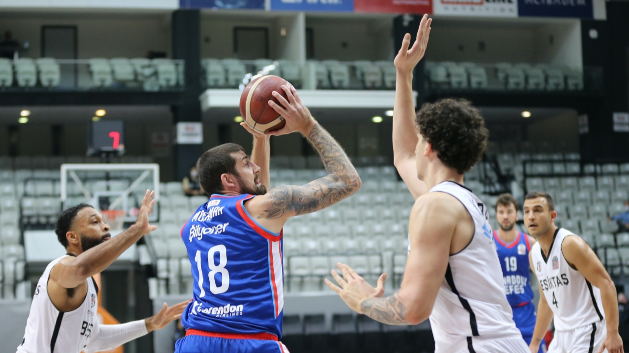 Efes Beşiktaş'a karşı enfes: 74-81