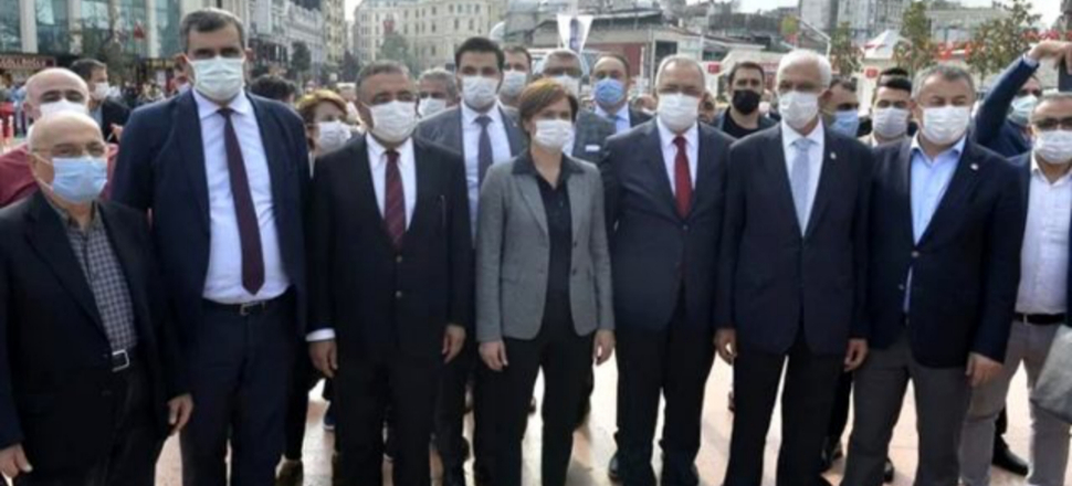 CHP İstanbul İl Başkanı Kaftancıoğlu, Cumhuriyet Bayramı törenini terk etti