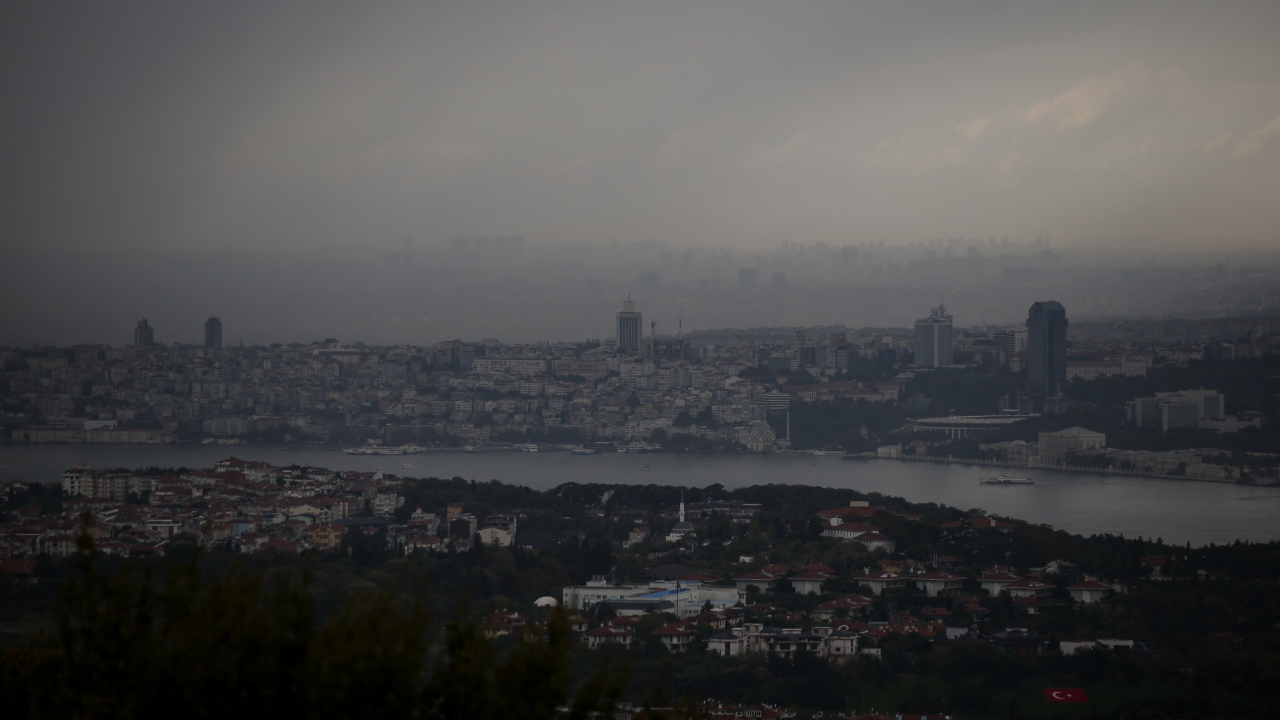 Dolu, sel ve hortum kapıda