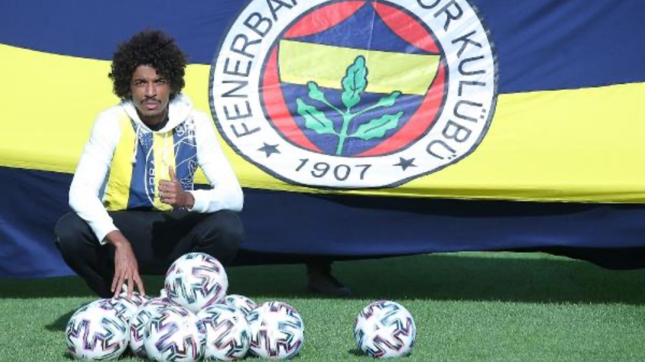 Luiz Gastavo: Bizden şampiyonluk beklendiğini çok iyi biliyoruz