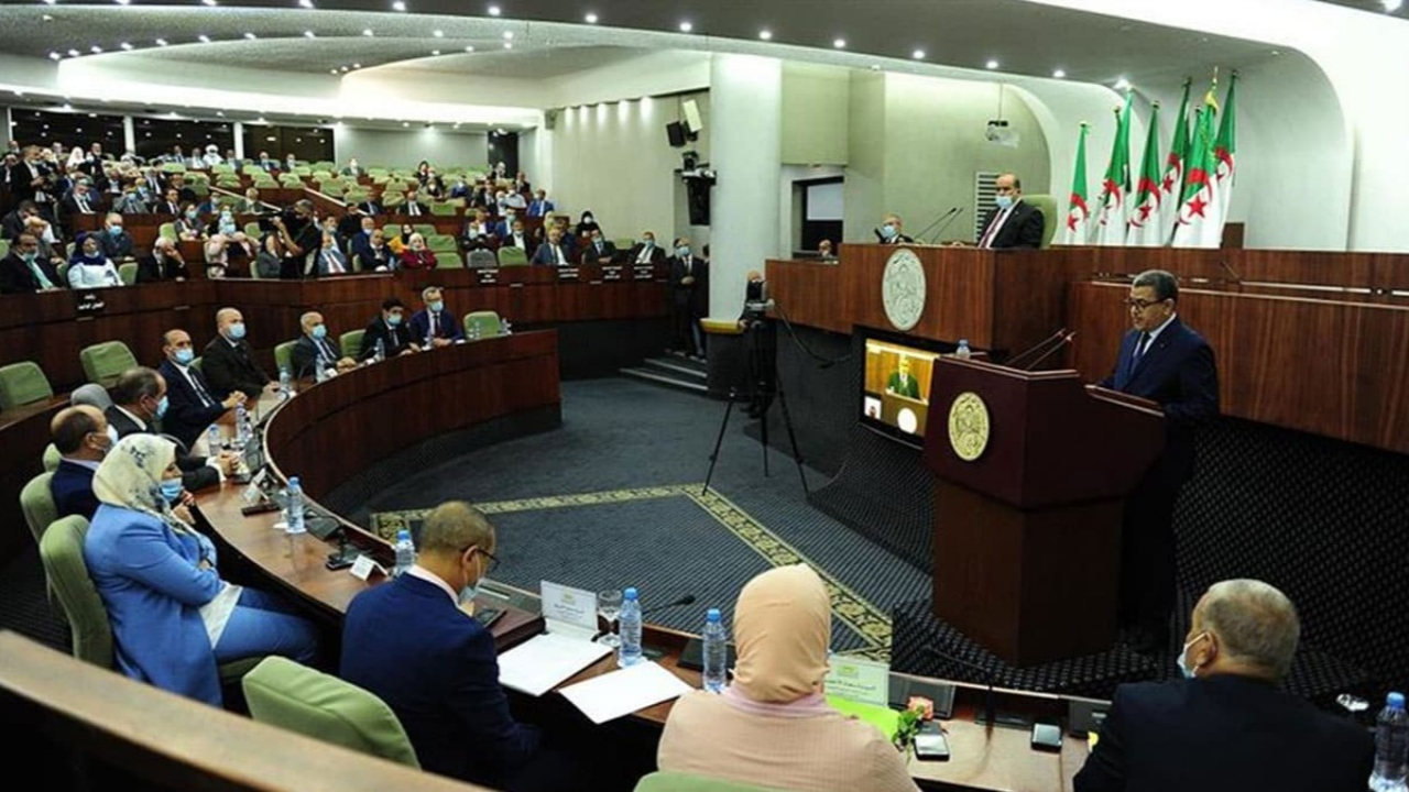 Cezayir'den Fransa'ya karşı dava çağrısı