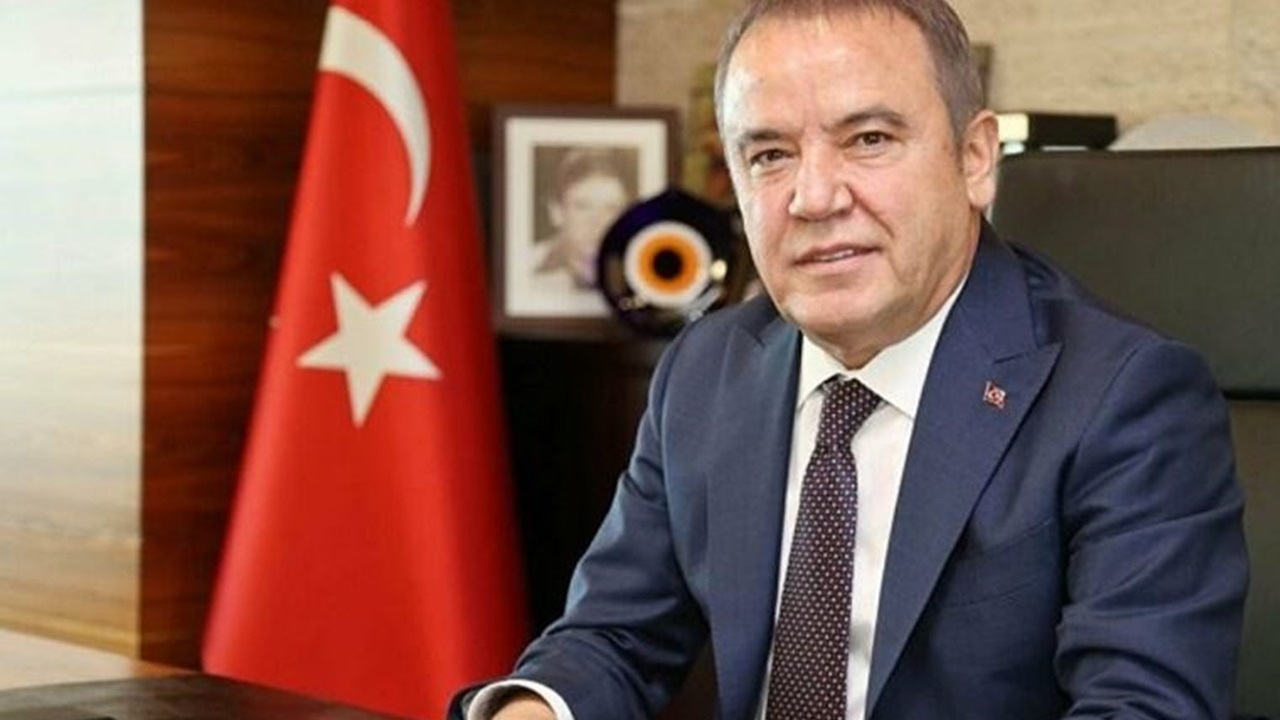 Muhittin Böcek'ten yeni haber var