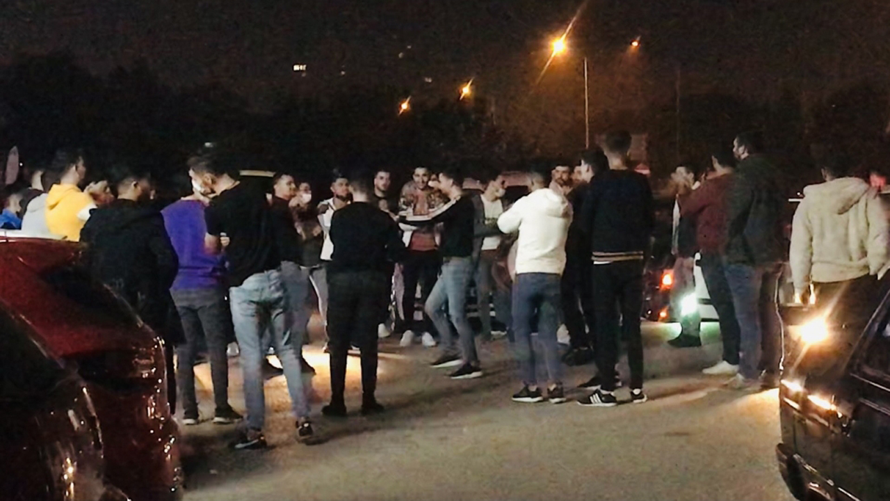 Bursa'da koronavirüsü kimse takmadı!