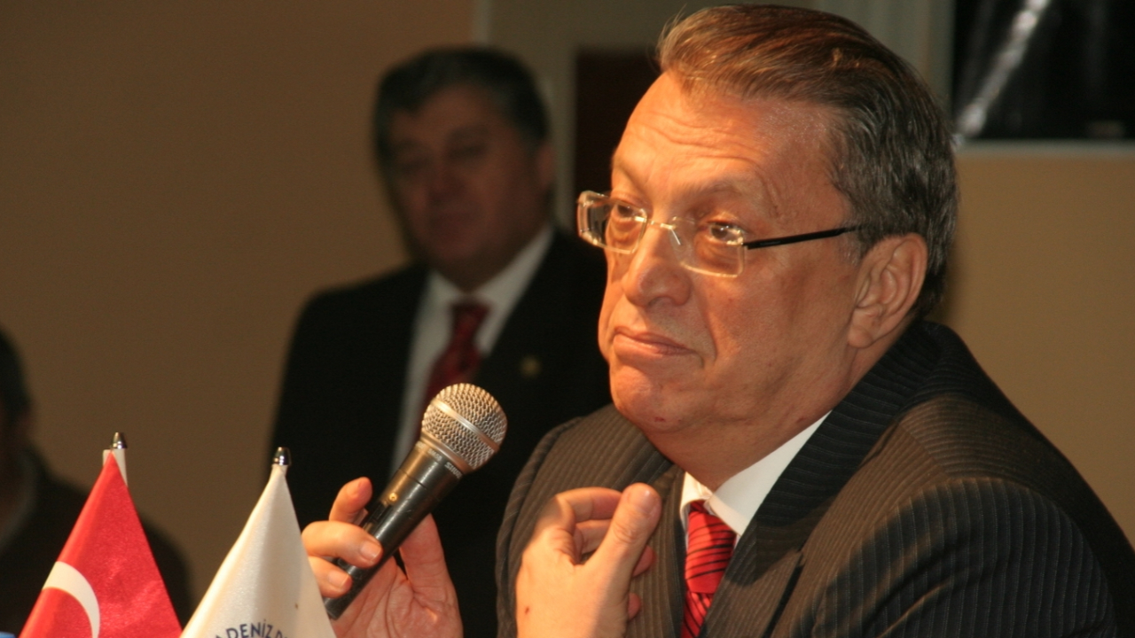 Mesut Yılmaz vefat etti