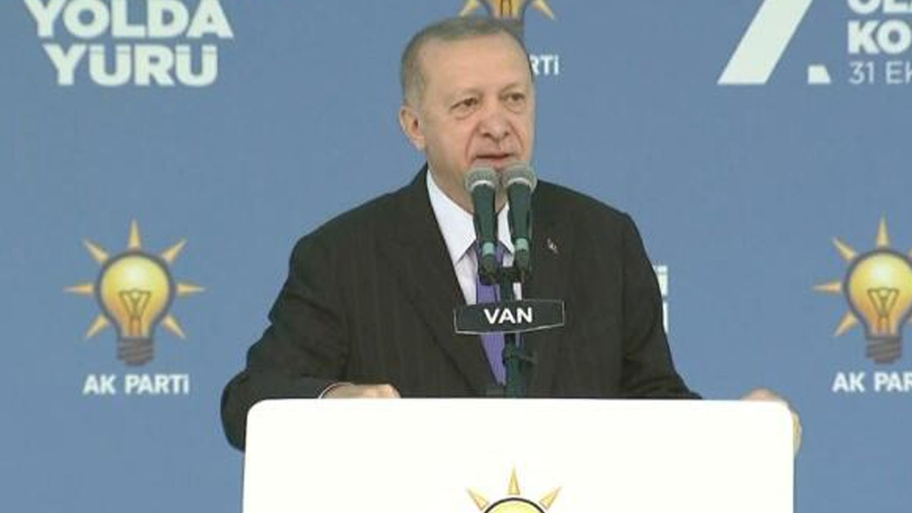 Cumhurbaşkanı Erdoğan: En kısa sürede yenilerini yapıp teslim edeceğiz
