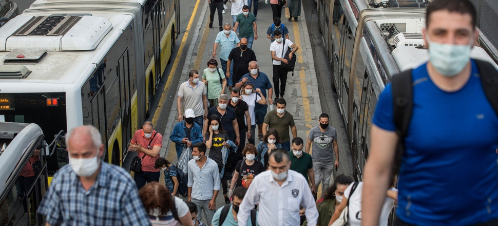 Koca: İstanbul'daysanız ayrılmayın