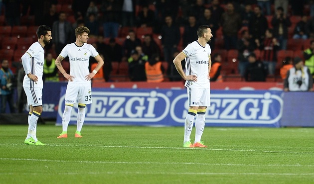 Fenerbahçe soyunma odasında kavga çıktı!