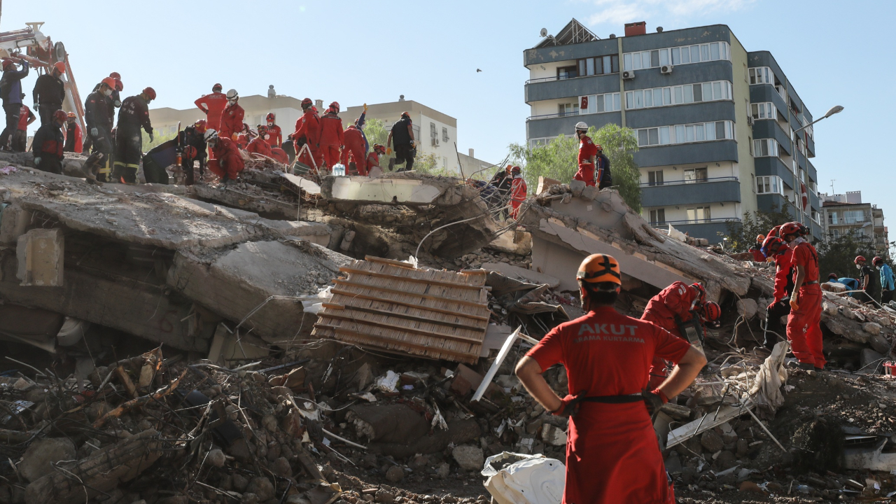 İzmirlilere 'İzin vermeyin' uyarısı