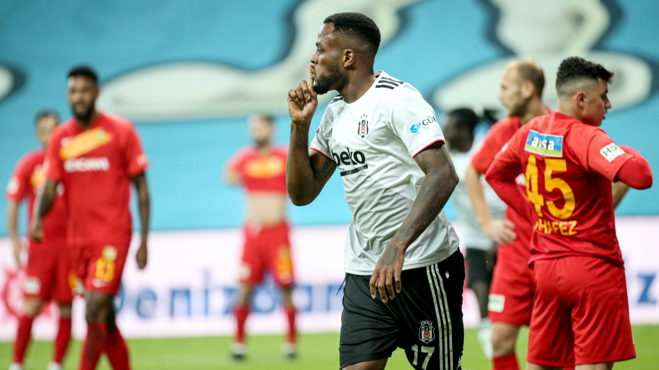 Beşiktaş'ı Cyle Larin kanatlandırdı