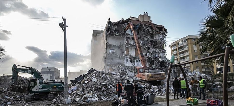 AFAD deprem bölgesinden son bilgileri paylaştı