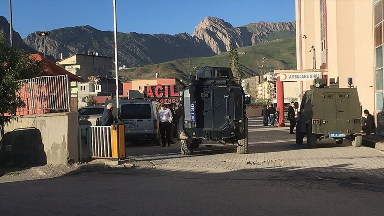 PKK'lı teröristler işçilere saldırdı