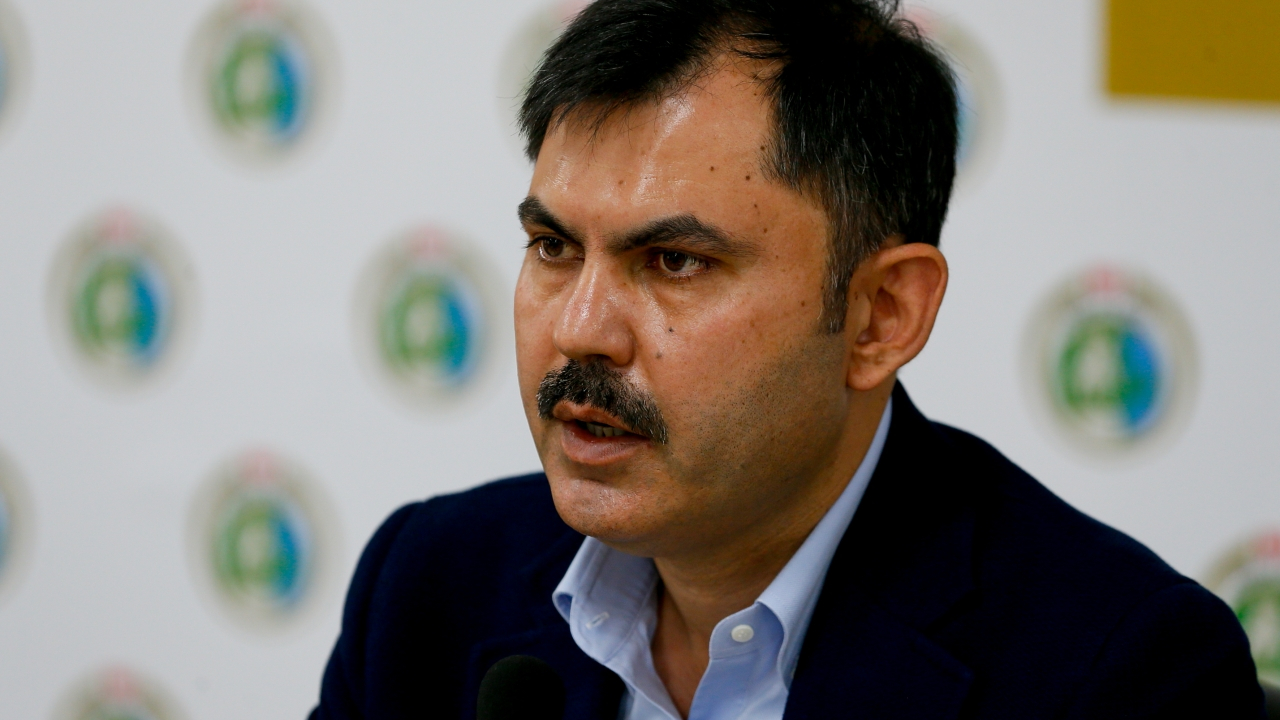 Bakan Kurum: Binası az hasarlı ve hasarsız olan vatandaşlarımız evlerine girebilir