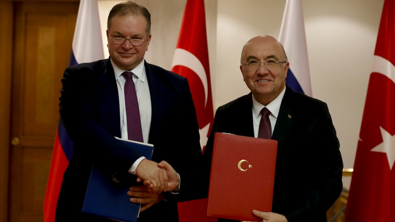 Türkiye ile Rusya arasında kritik imza