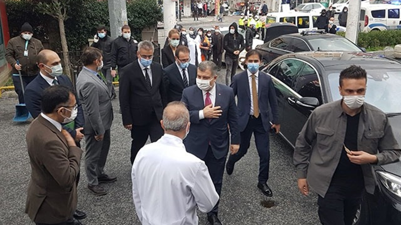 Bakan Koca korona mesaisine İstanbul'da devam etti