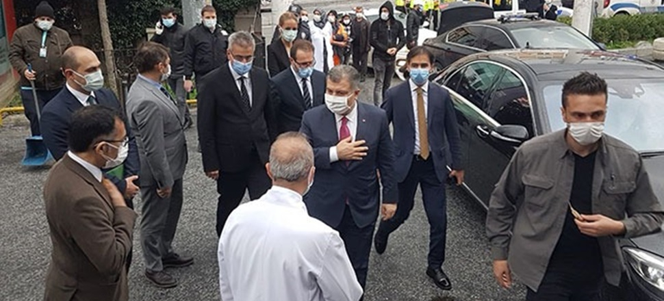 Bakan Koca korona mesaisine İstanbul'da devam etti