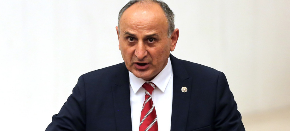 Türkiye'yi soykırımla suçlayan Harris'e tebrik