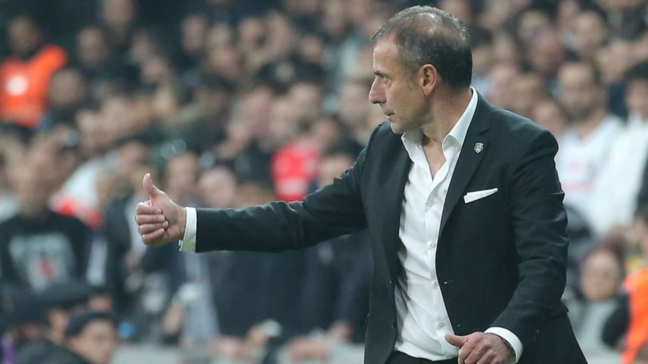 Abdullah Avcı'dan bir ilk!