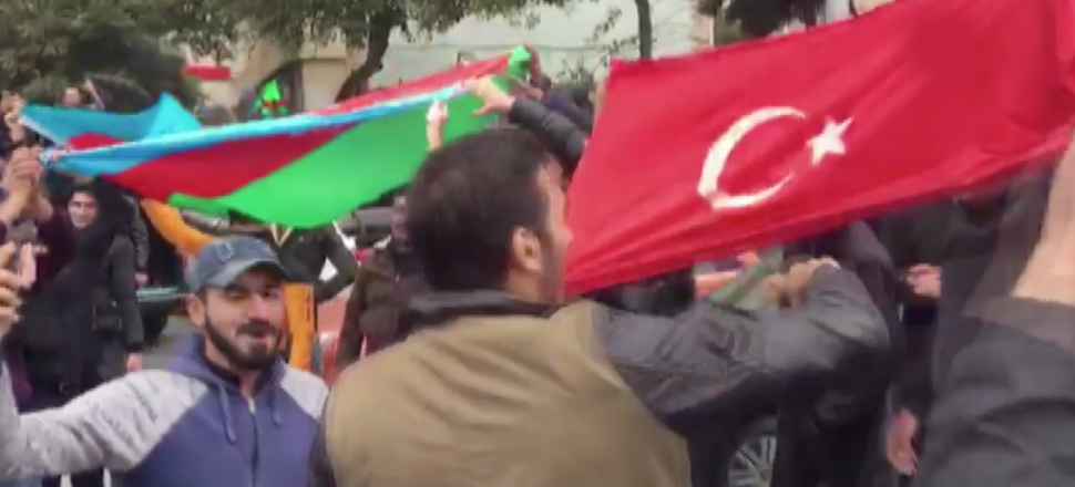 Bakü sokaklarında Şuşa coşkusu