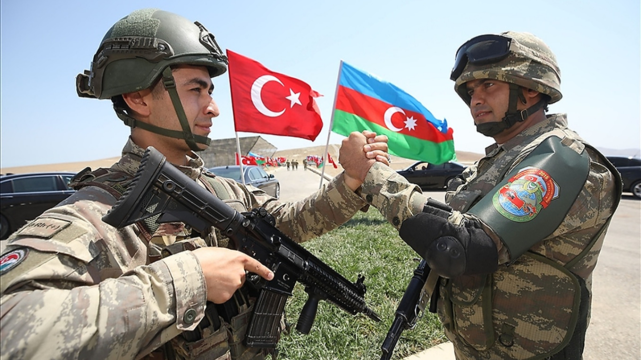 Türkiye'den Azerbaycan'a art arda kutlamalar