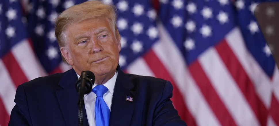 Twitter Trump'ı 'loser' ilan etti