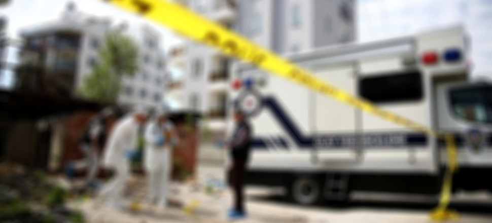 10 bin TL için sokak ortasında boğazını kesti