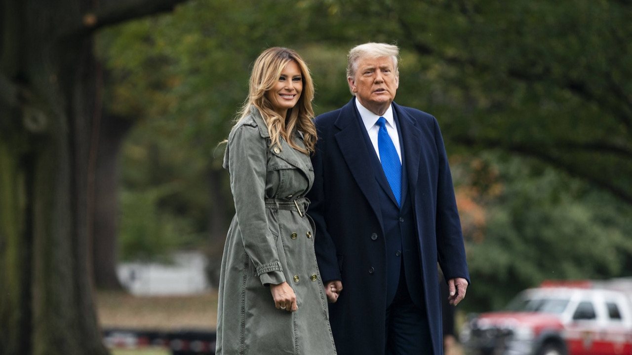Trump'a bir şok da karısından!