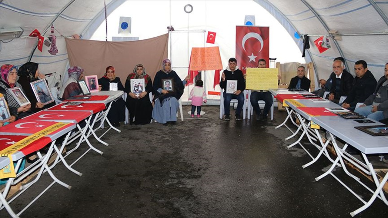 Diyarbakır'da bir aile daha evladını kurtardı