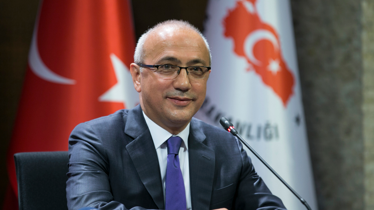Berat Albayrak'ın yerine Lütfi Elvan atandı