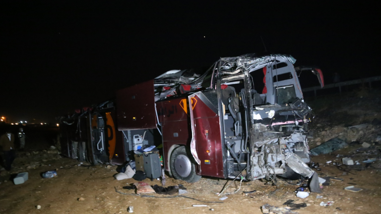 Şanlıurfa'da otobüs kazası: Durumları ağır