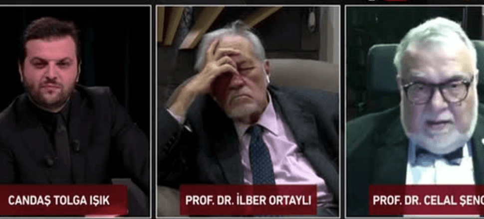 İlber Hoca Atatürk konuşulurken uyukladı