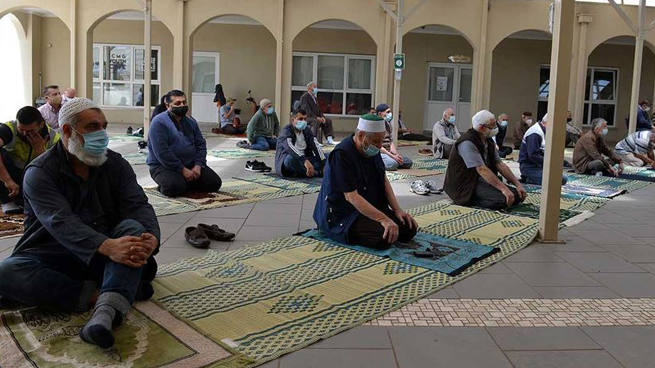 Avustralya’da 8 ay sonra cuma namazı heyecanı