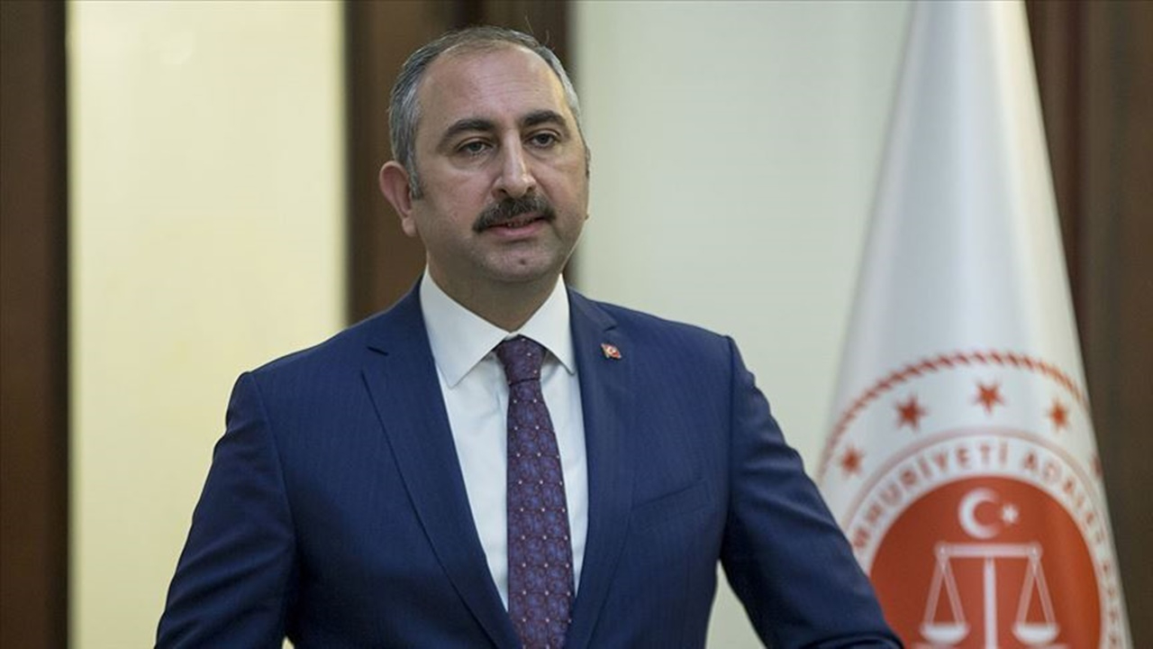 'Adalet yerini bulsun isterse kıyamet kopsun'