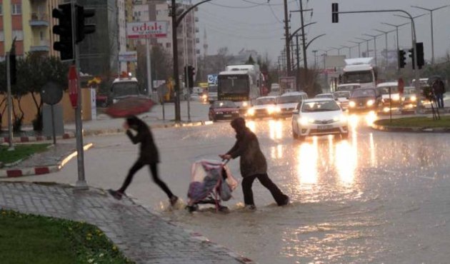 Meteoroloji'den 2 il için kuvvetli sağanak yağış uyarısı!