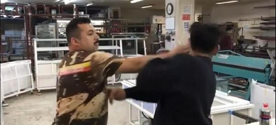 Beyin ameliyatı olan çocuğa korkunç dayak