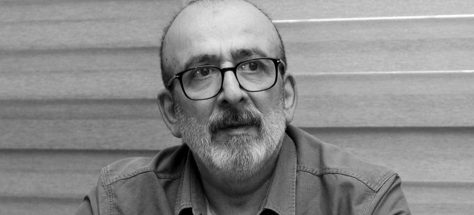 Ahmet Kekeç siyaset dünyasını yasa boğdu
