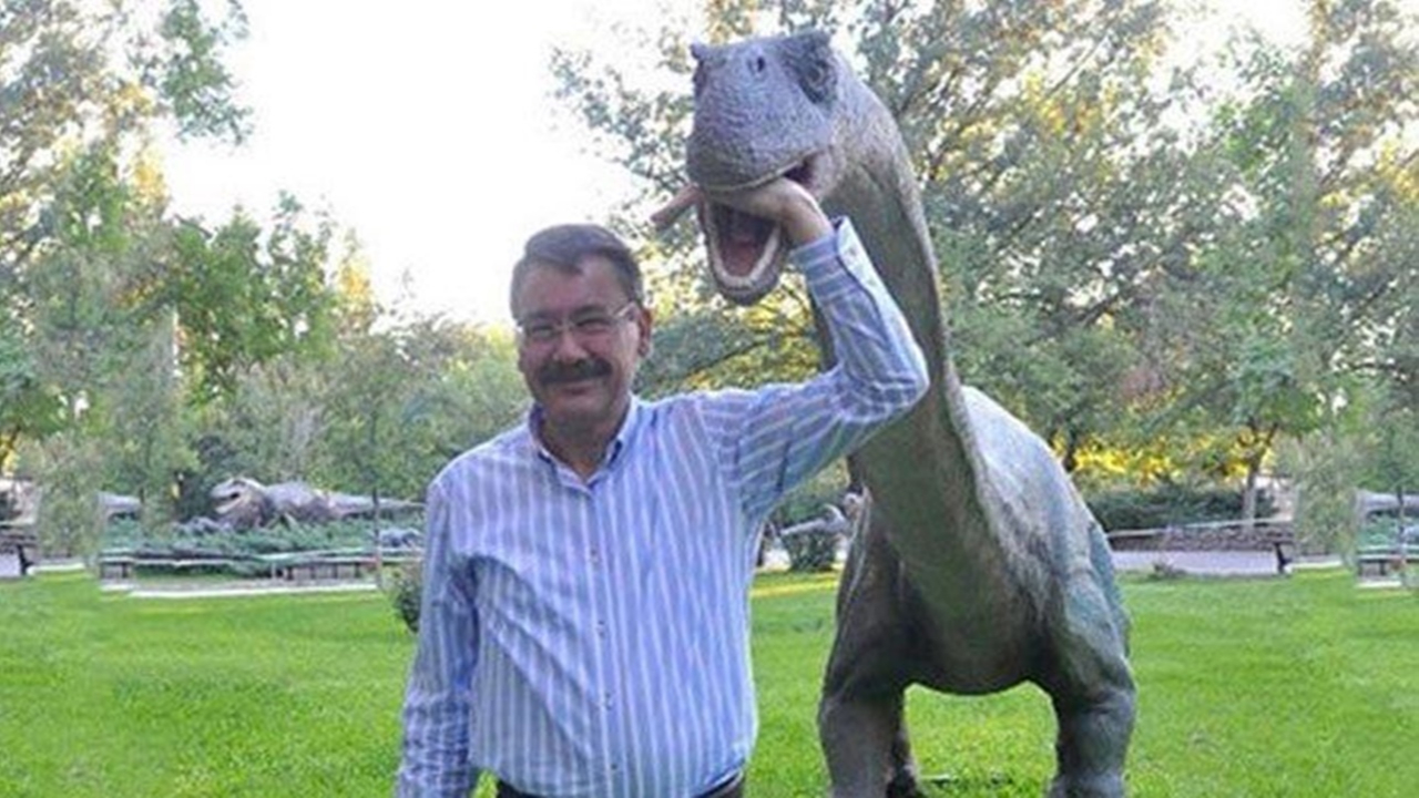 Gökçek'ten hayvanlar alemiyle gönderme