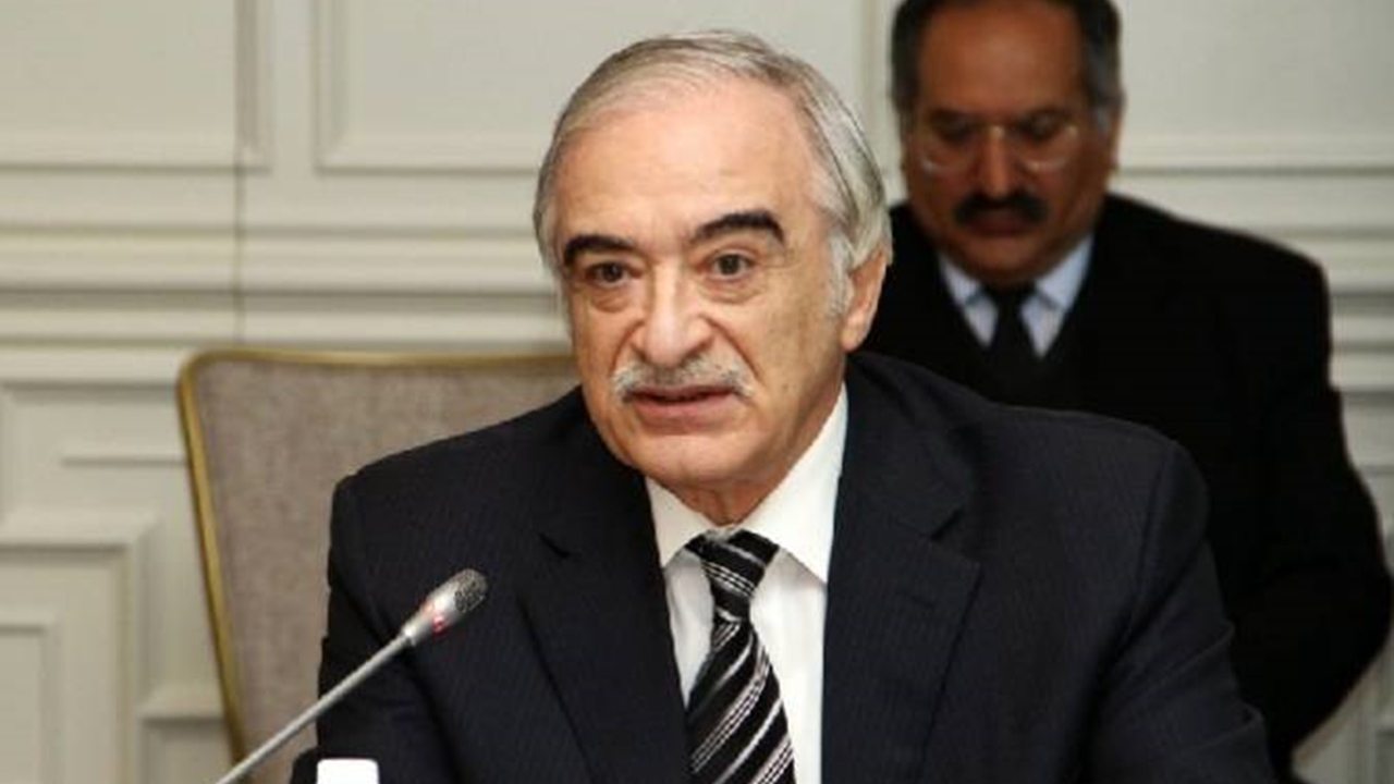 Azerbaycan, Rusya Büyükelçisi Polat Bülbüloğlu'nu görevden aldı