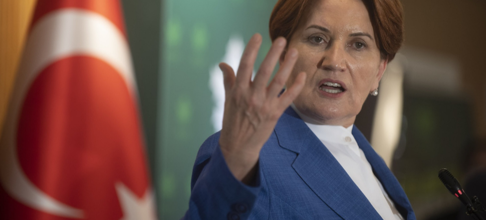 ''FETÖ’nün desteğini alan hanımefendinin partisinden kötü kokular gelmektedir"