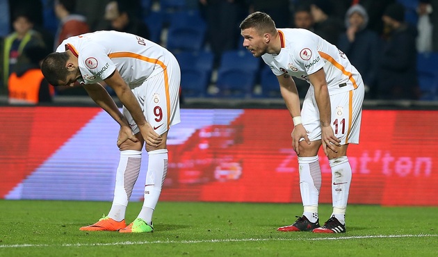 Galatasaray 2. olamazsa futbolcular yine ceza alacak!