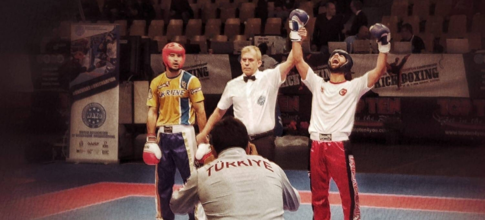 Boks camiasından İYİ Parti'li Lütfü Türkkan'a tepki
