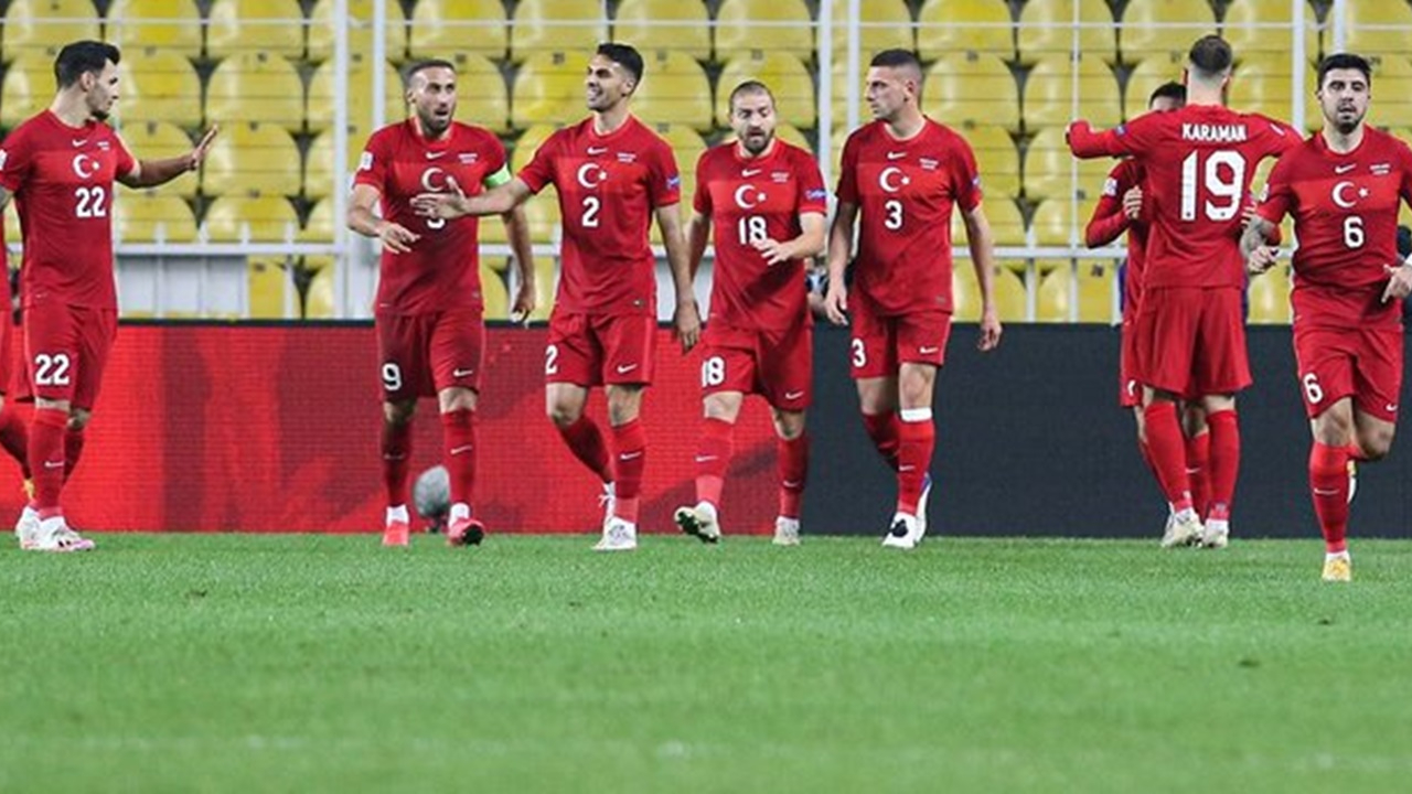 Milliler, grubun son maçı için Macaristan'a uçtu