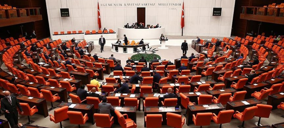 Azerbaycan tezkeresi TBMM'de kabul edildi
