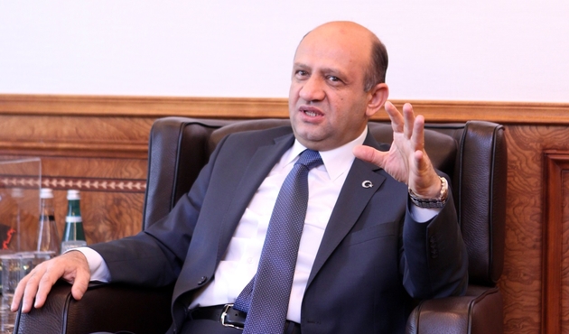 Bakan Fikri Işık: Türkiye’nin önceliği Münbiç