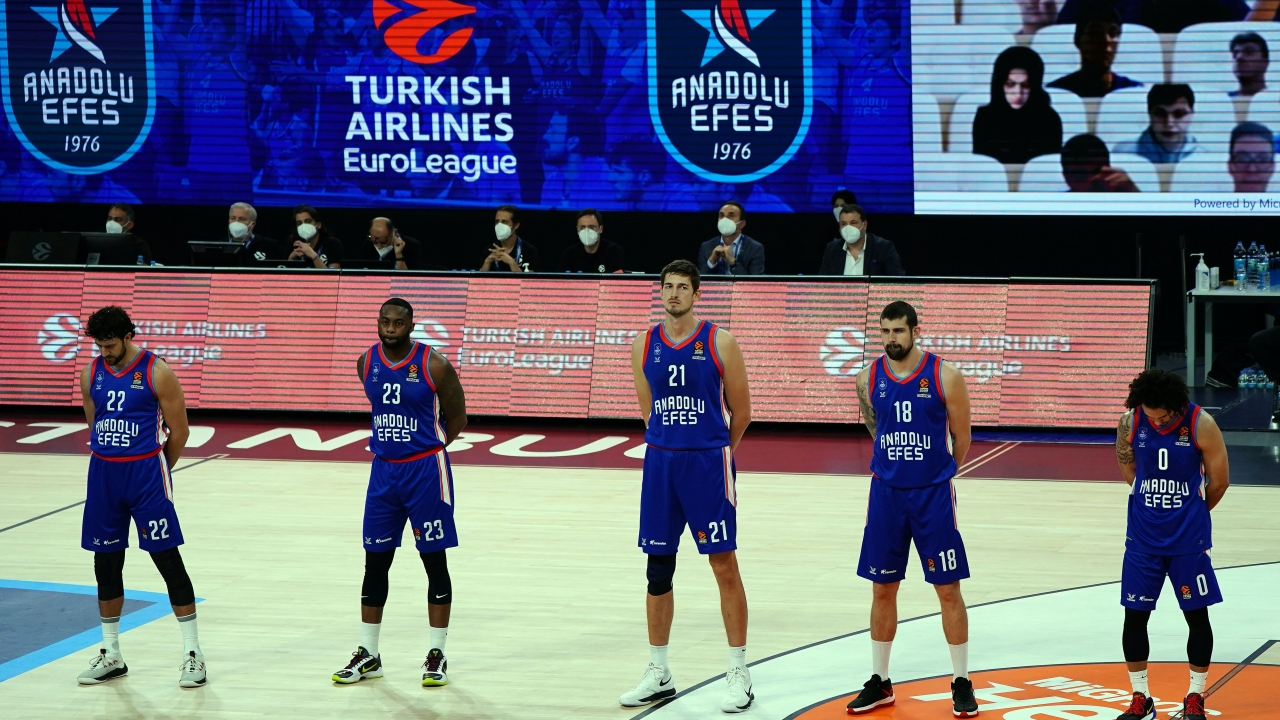 Anadolu Efes Khimki deplasmanında