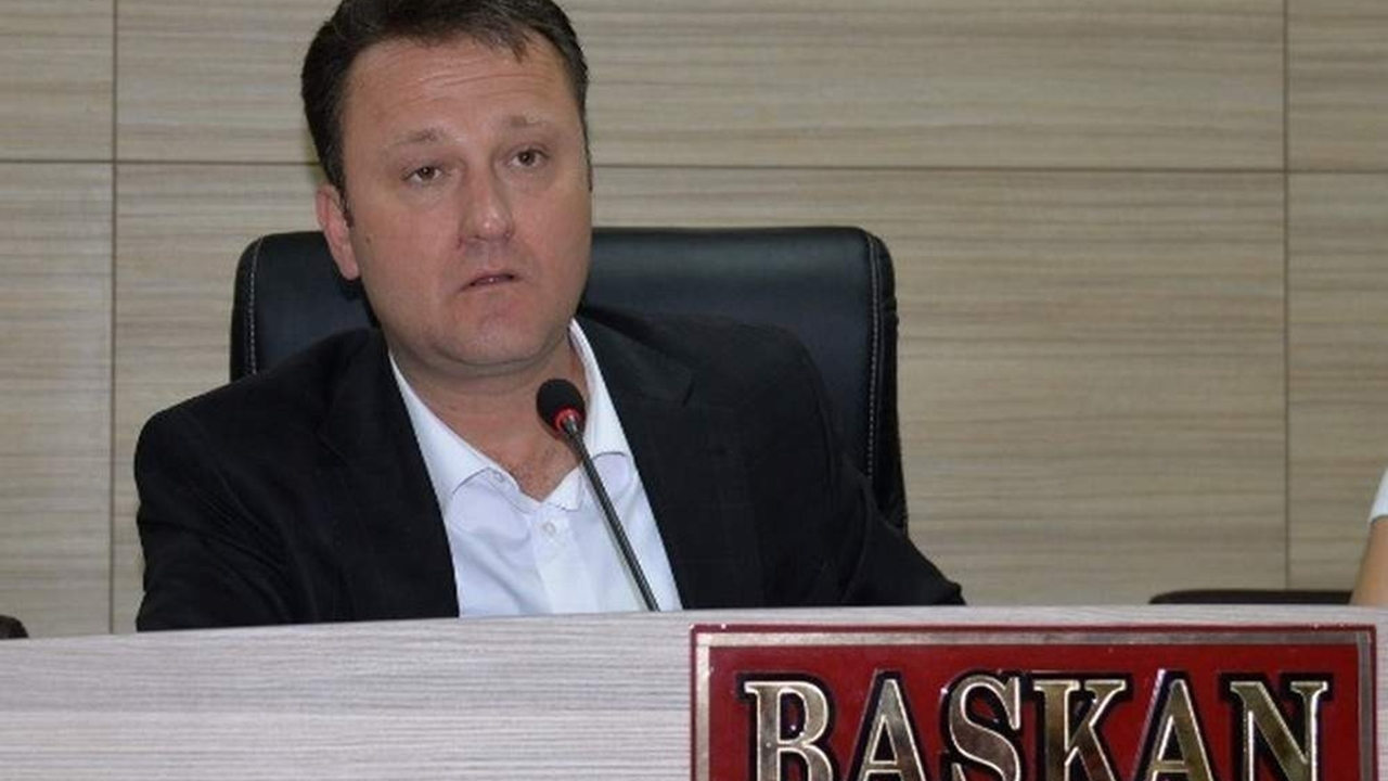 CHP'li başkan Serdar Aksoy partisinden istifa etti