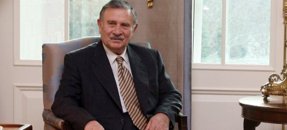Eski Başbakan Yıldırım Akbulut hastaneye kaldırıldı