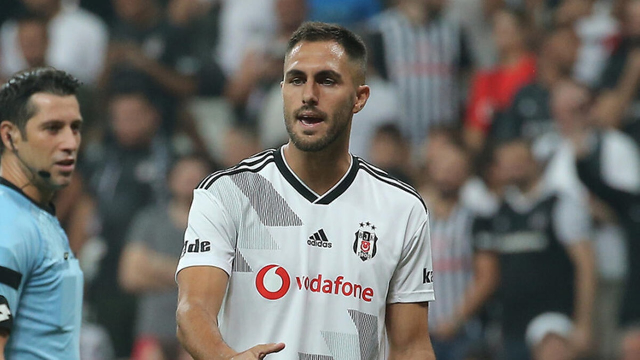 "Beşiktaş'a para için gittim"