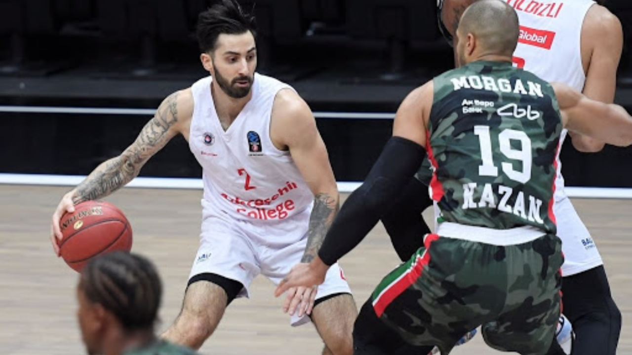 Fenerbahçe Beko Alex Perez'i transfer etti