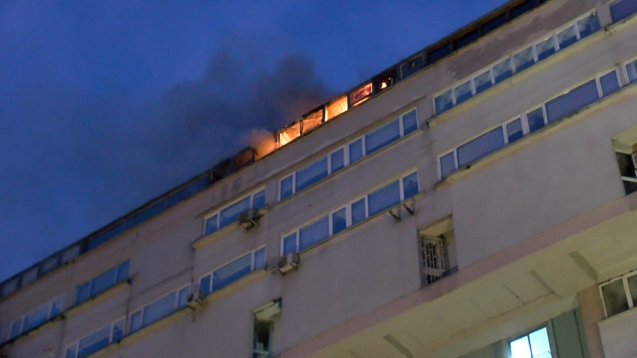 Perpa İş Merkezi'nde korkutan yangın